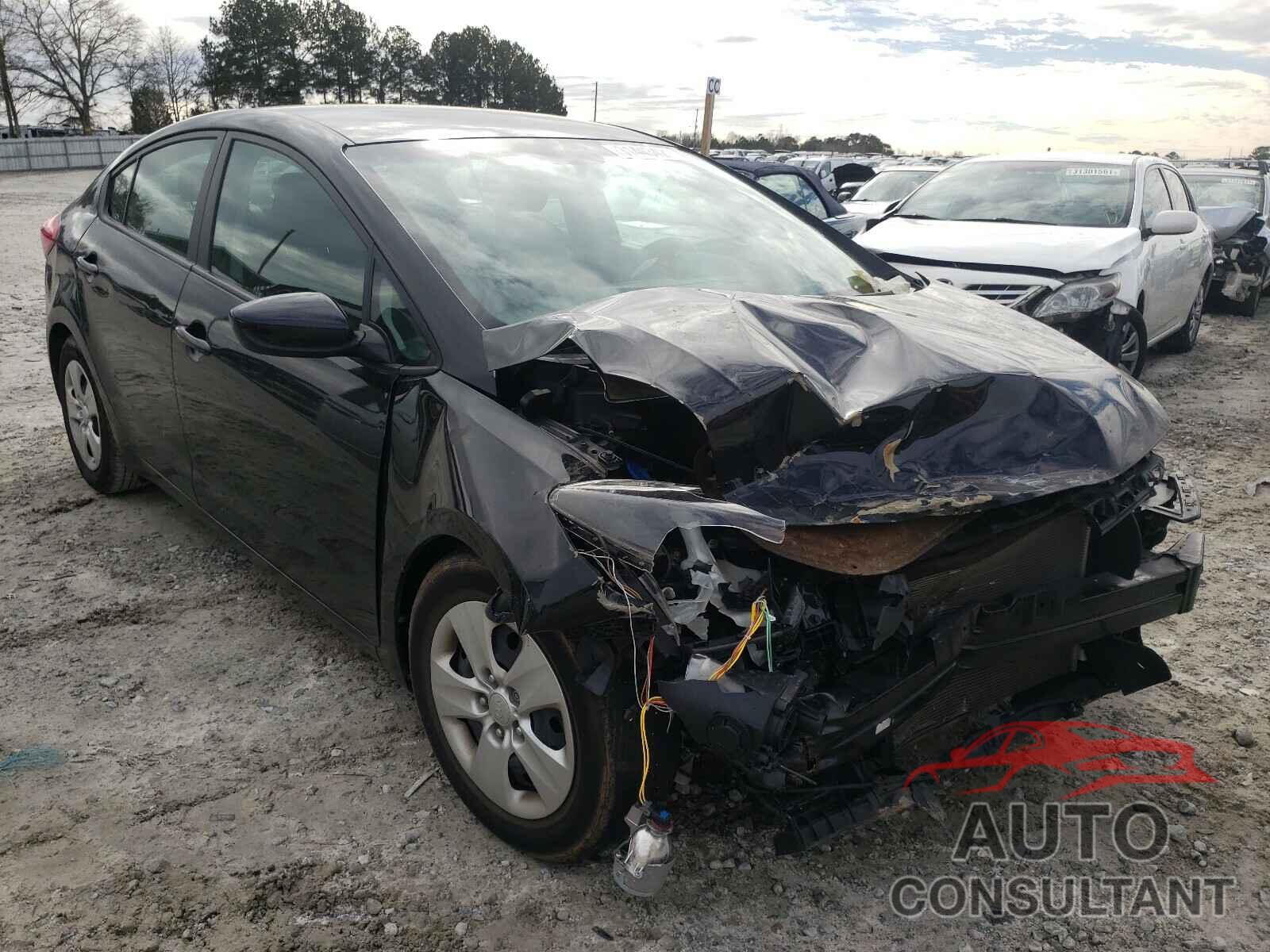 KIA FORTE 2016 - KNAFK4A68G5592580