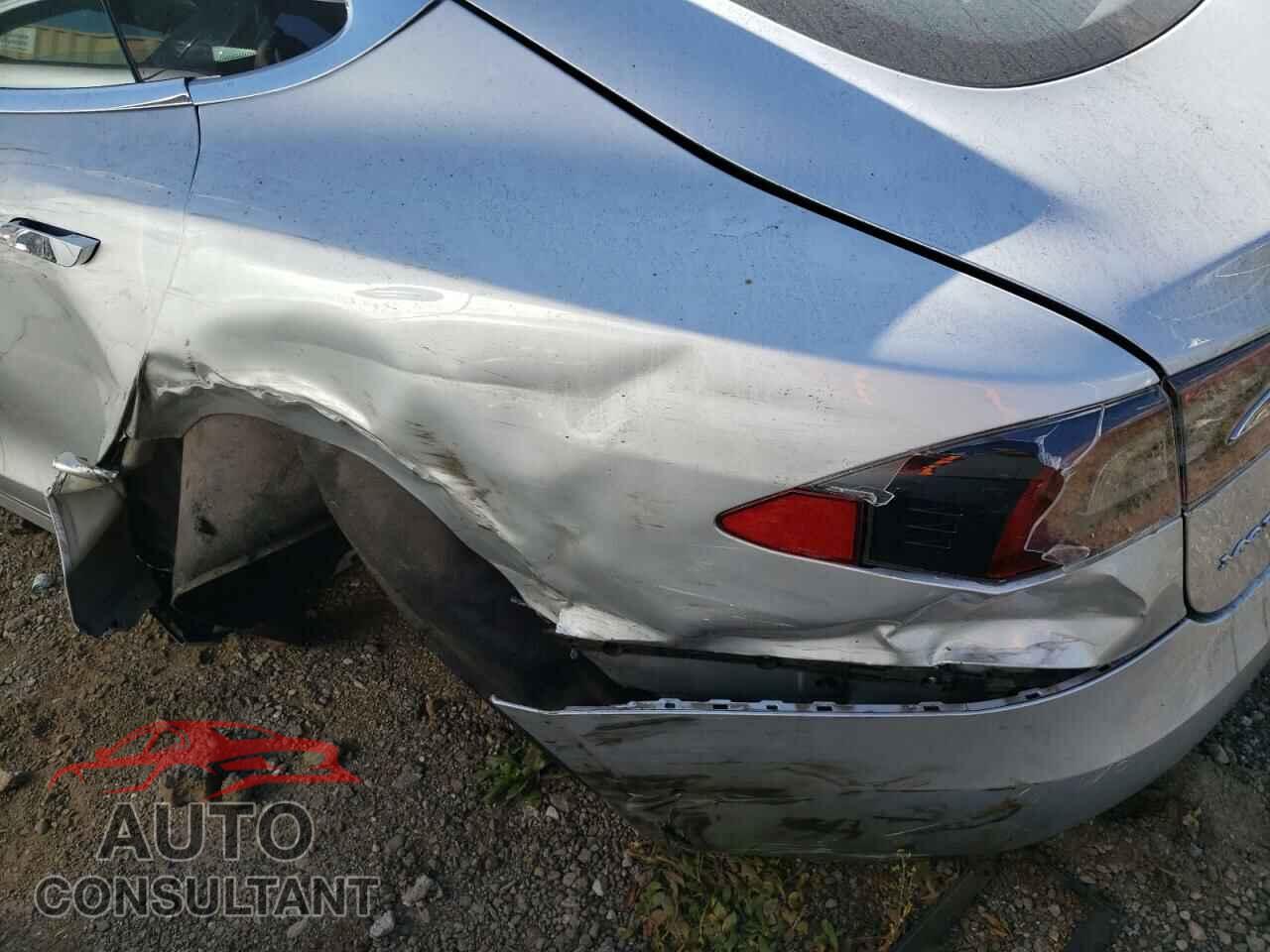 TESLA MODEL S 2016 - 5YJSA1E18GF164265