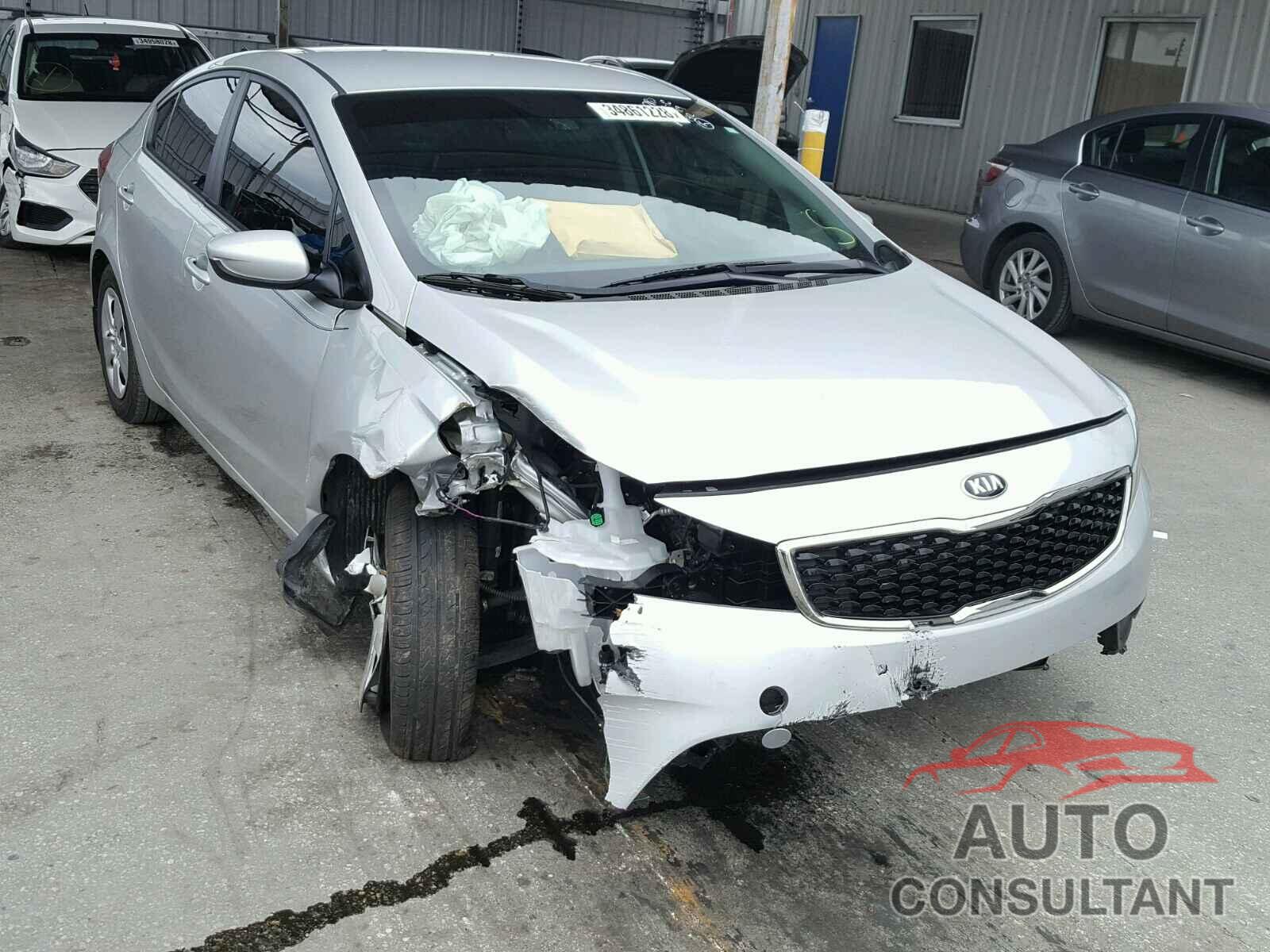 KIA FORTE 2017 - 3KPFK4A76HE062285