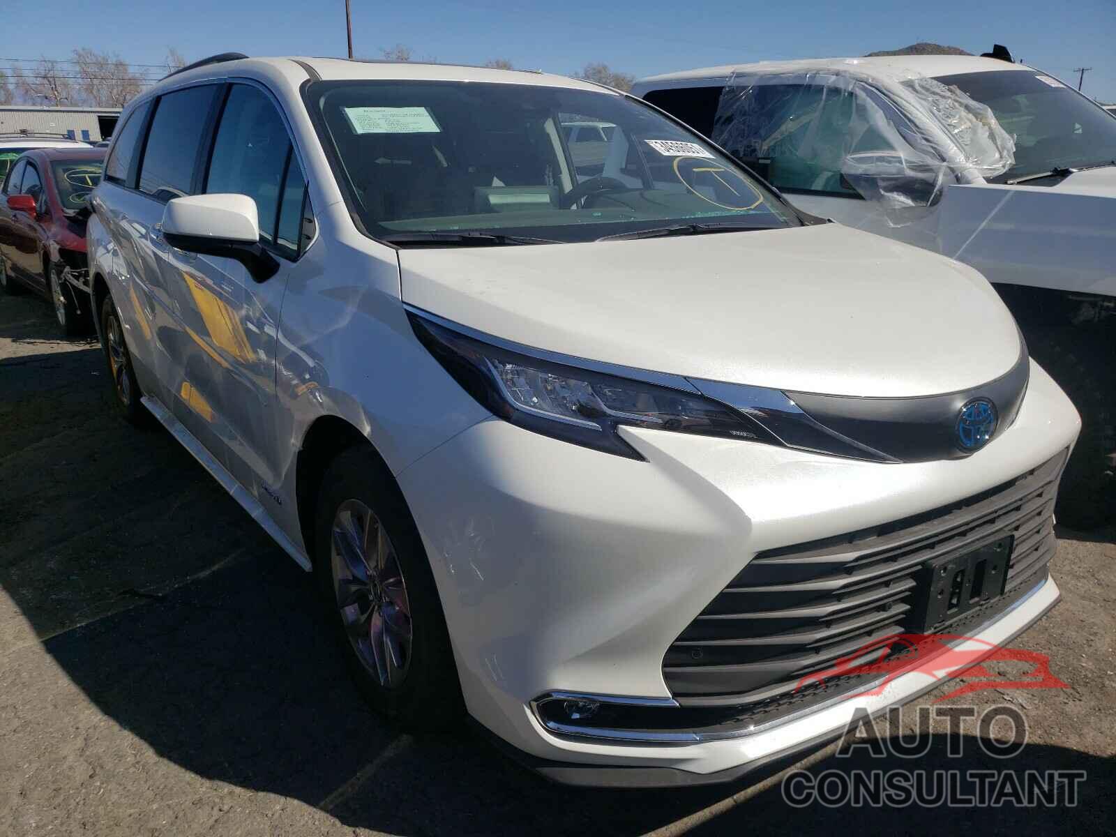 TOYOTA SIENNA 2021 - 5TDJRKEC6MS005716