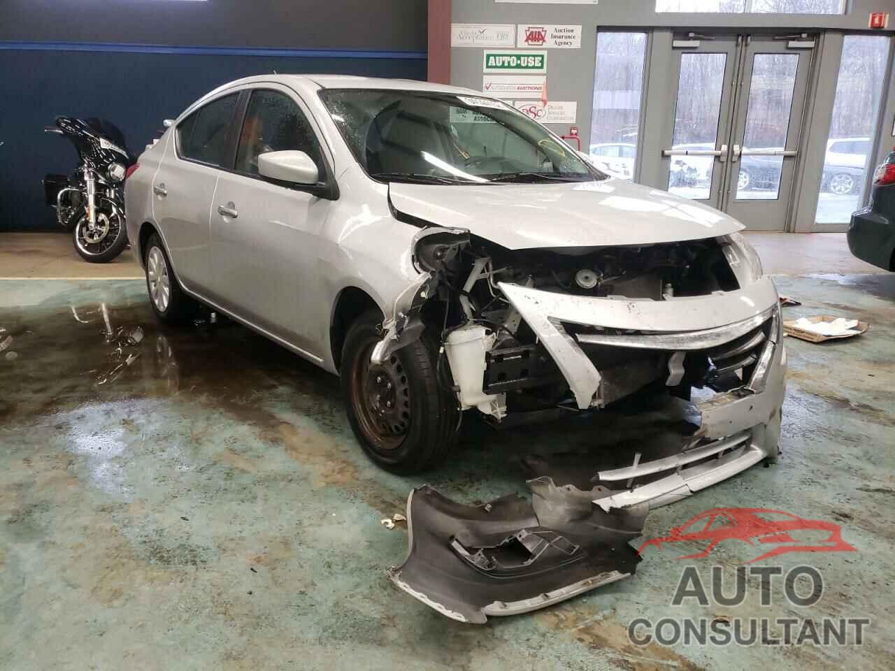 NISSAN VERSA 2018 - 3N1CN7AP0JK420017