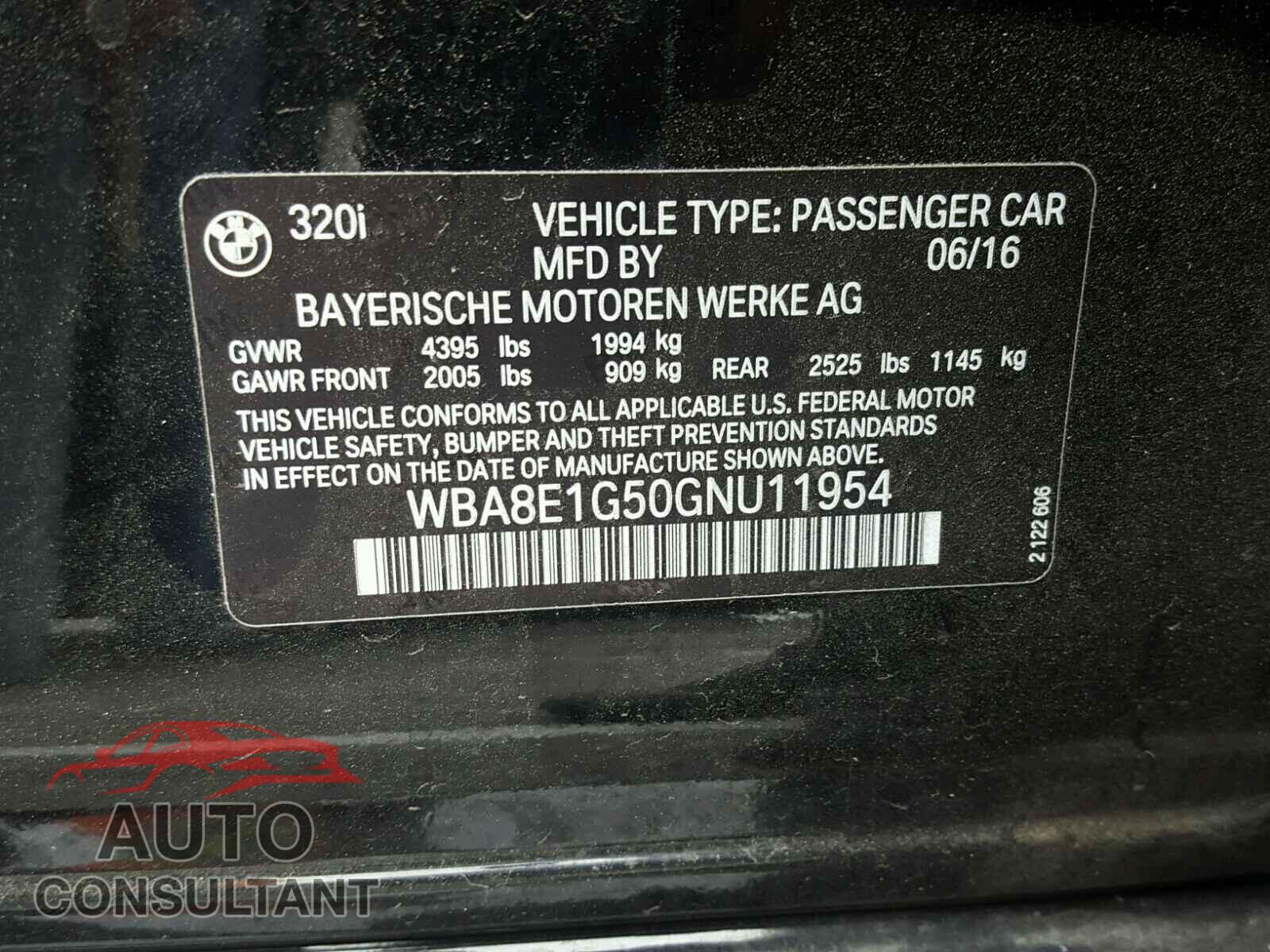 BMW 3 SERIES 2016 - WBA8E1G50GNU11954
