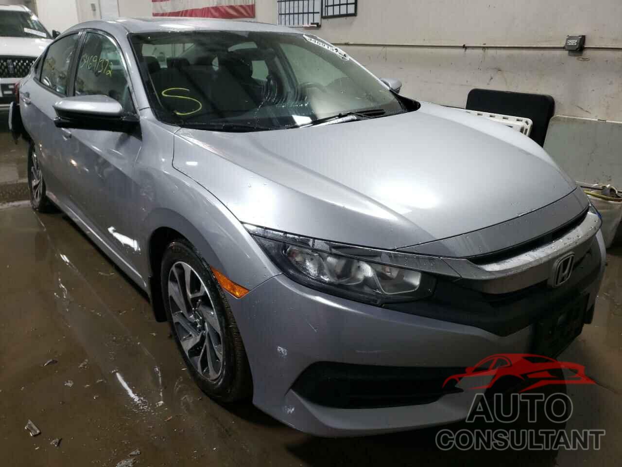 HONDA CIVIC 2018 - 19XFC2F73JE034900