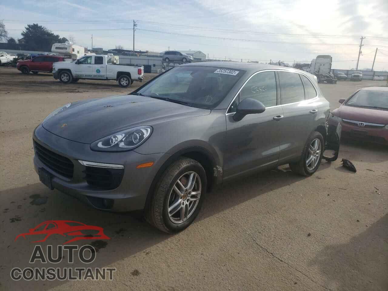 PORSCHE CAYENNE 2018 - WP1AA2A24JKA06076