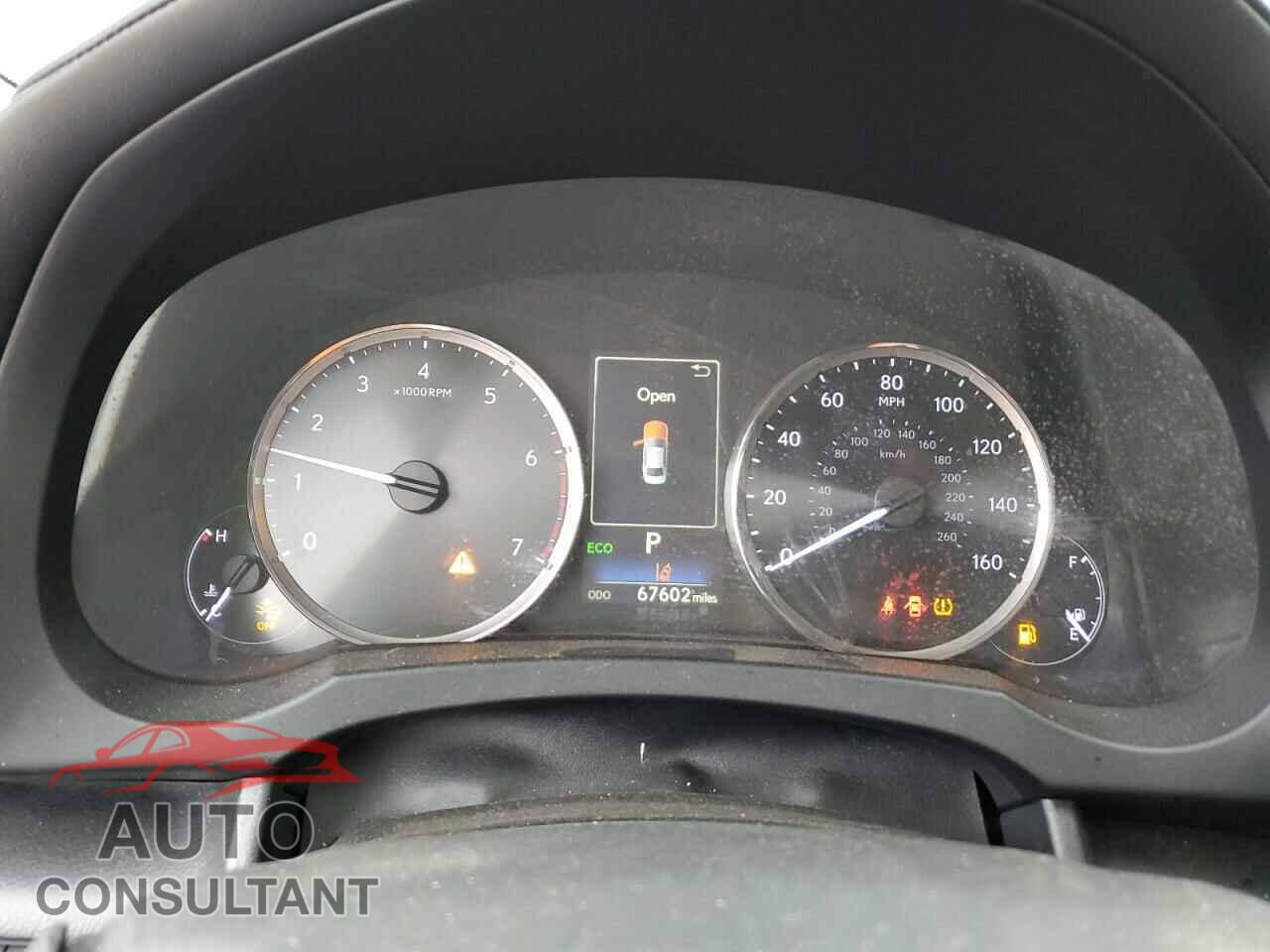 LEXUS IS 2017 - JTHBA1D26H5050907