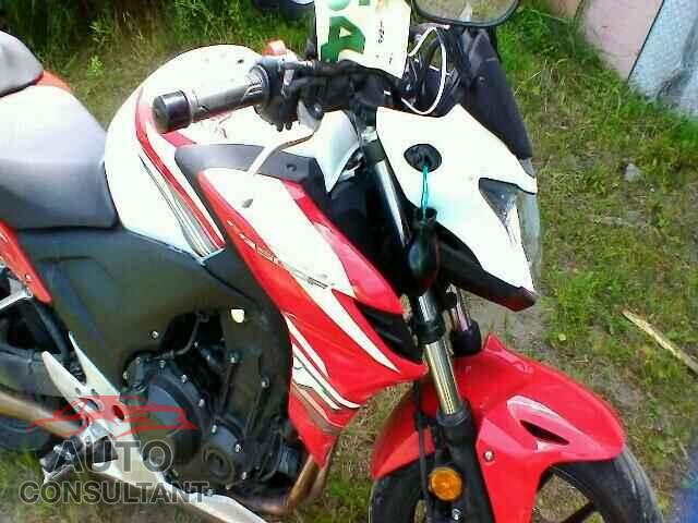HONDA CB CYCLE 2015 - MLHPC4569F5200202
