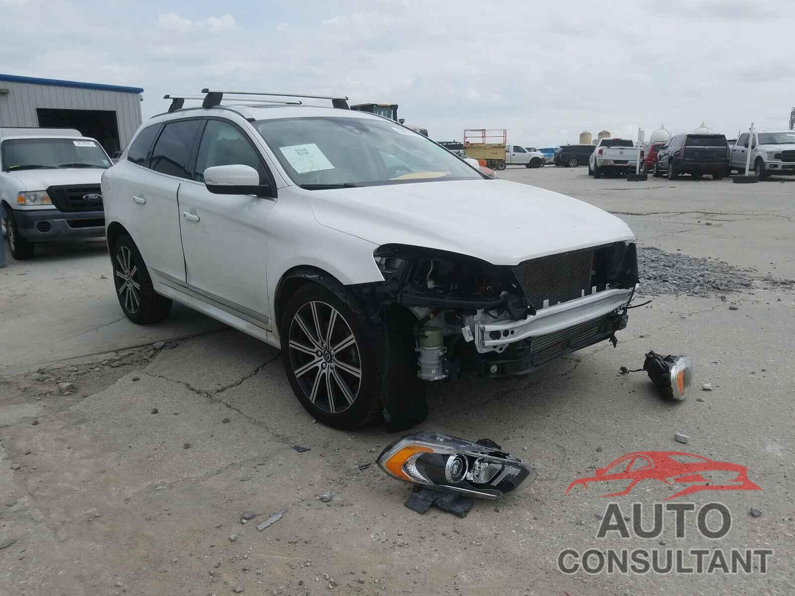 VOLVO XC60 2017 - YV449MRU5H2106266