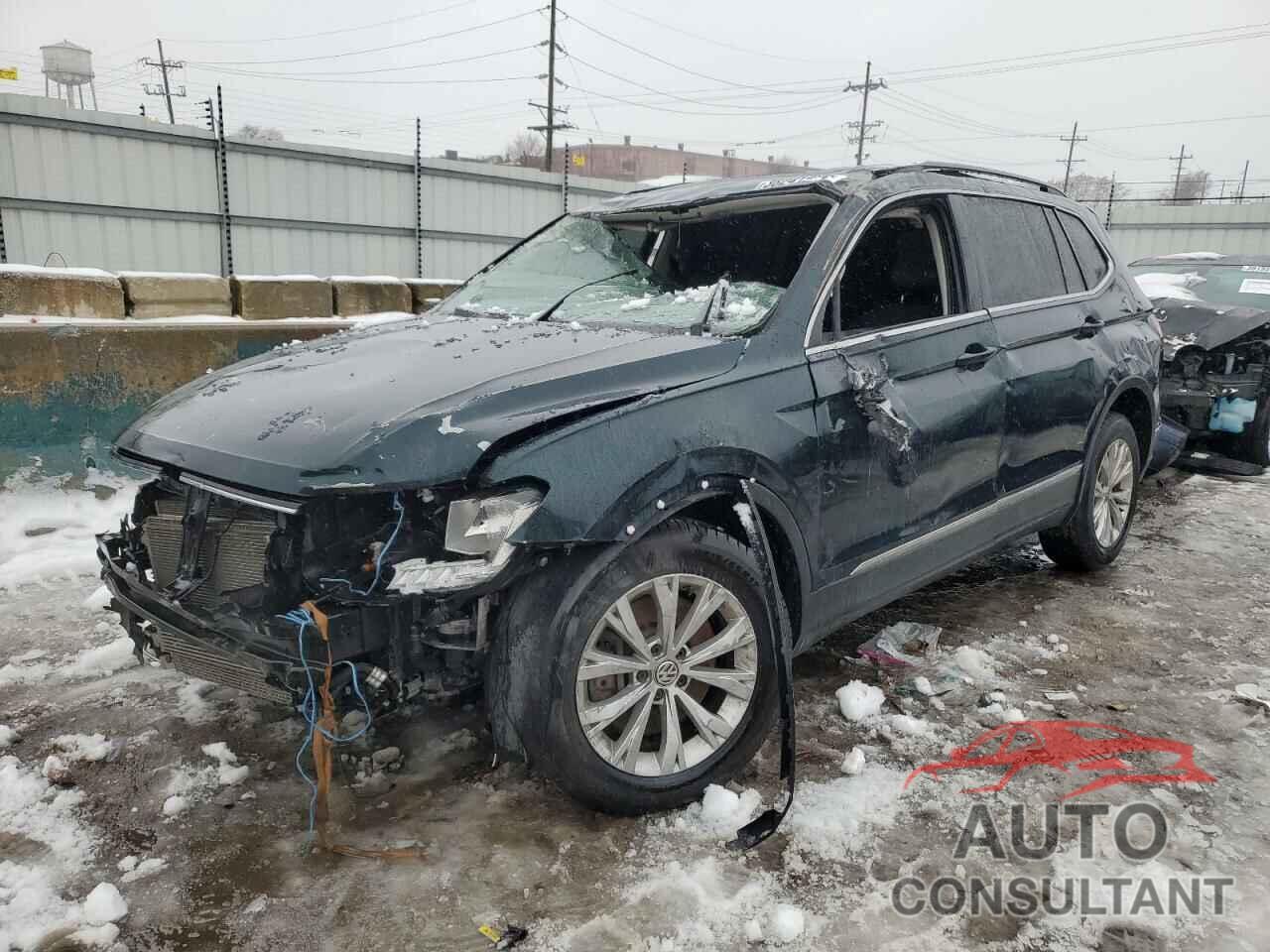 VOLKSWAGEN TIGUAN 2018 - 3VV2B7AXXJM016889