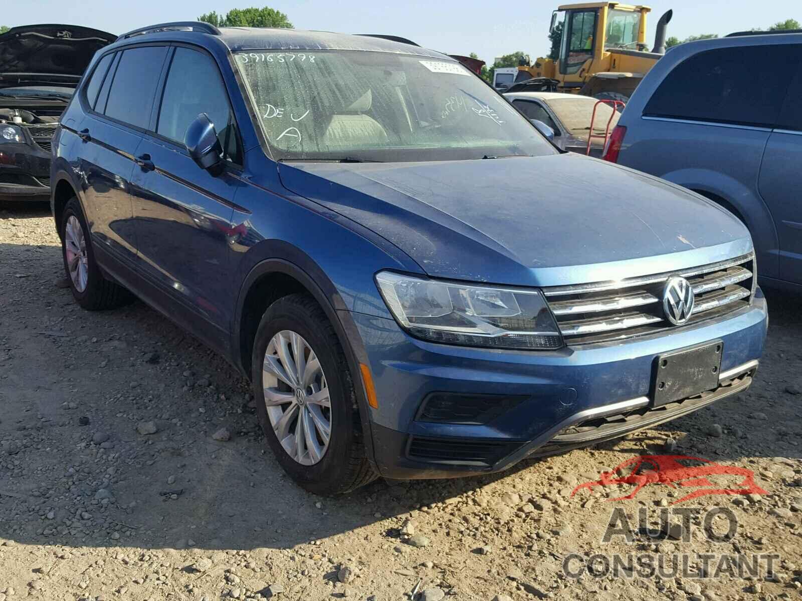 VOLKSWAGEN TIGUAN S 2018 - 3VV1B7AX5JM087946