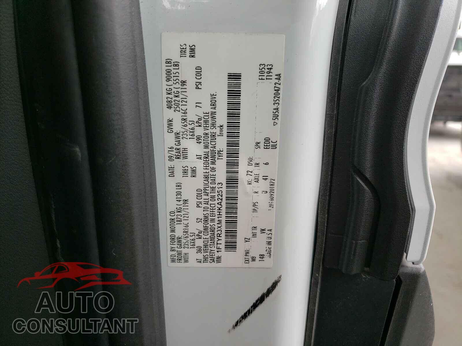 FORD TRANSIT CO 2017 - 1FTYR3XM1HKA22513