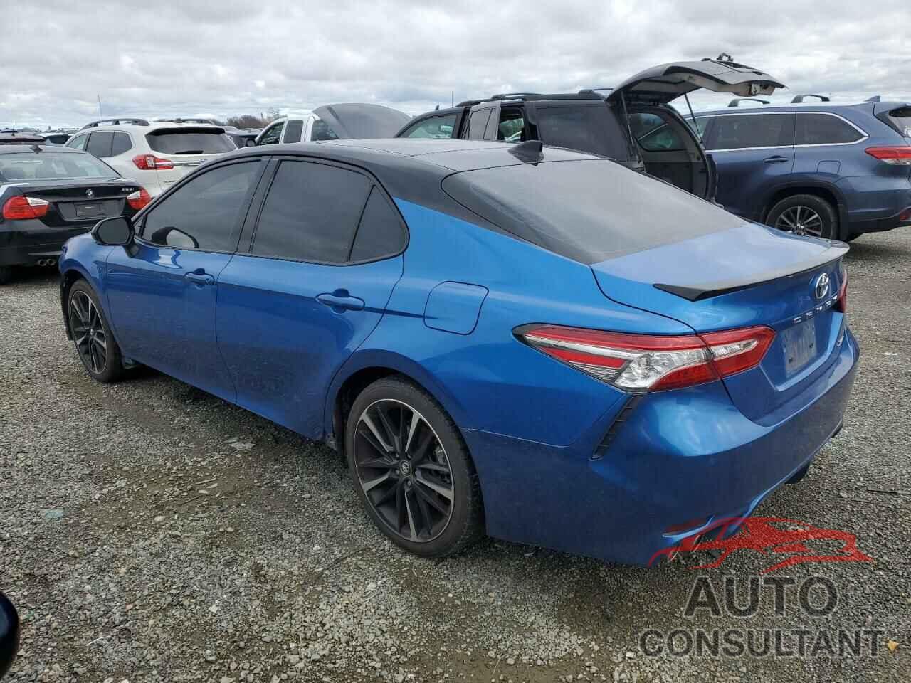 TOYOTA CAMRY 2018 - 4T1B61HK5JU106369