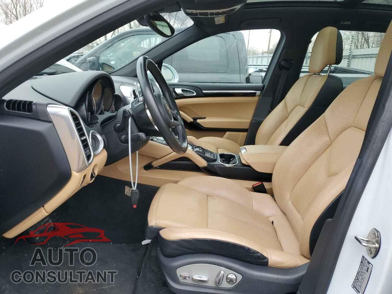 PORSCHE CAYENNE 2018 - WP1AA2A20JKA05944