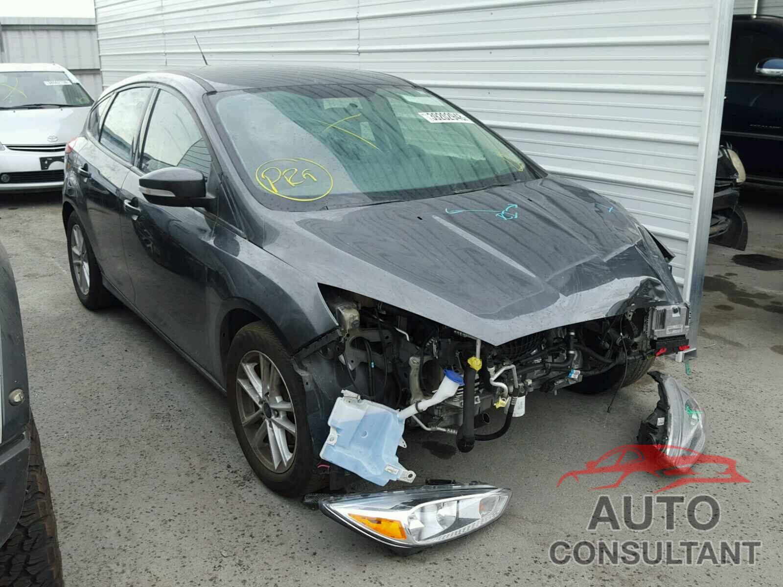 FORD FOCUS 2017 - 1FADP3K28HL214845