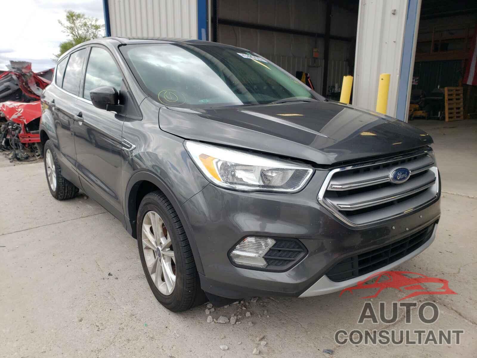 FORD ESCAPE 2017 - 1FMCU0GD9HUA32925