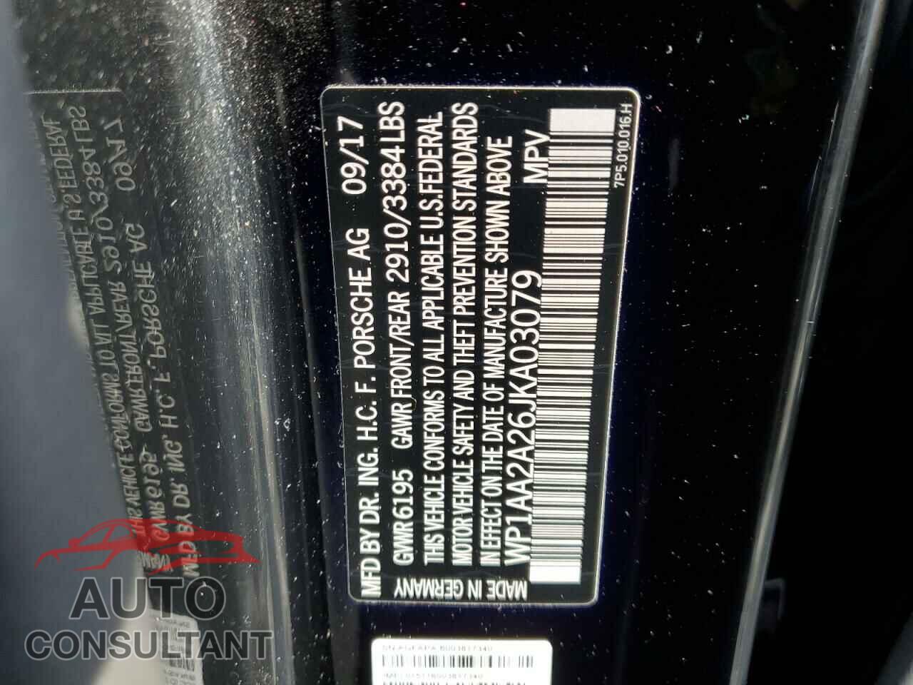 PORSCHE CAYENNE 2018 - WP1AA2A26JKA03079