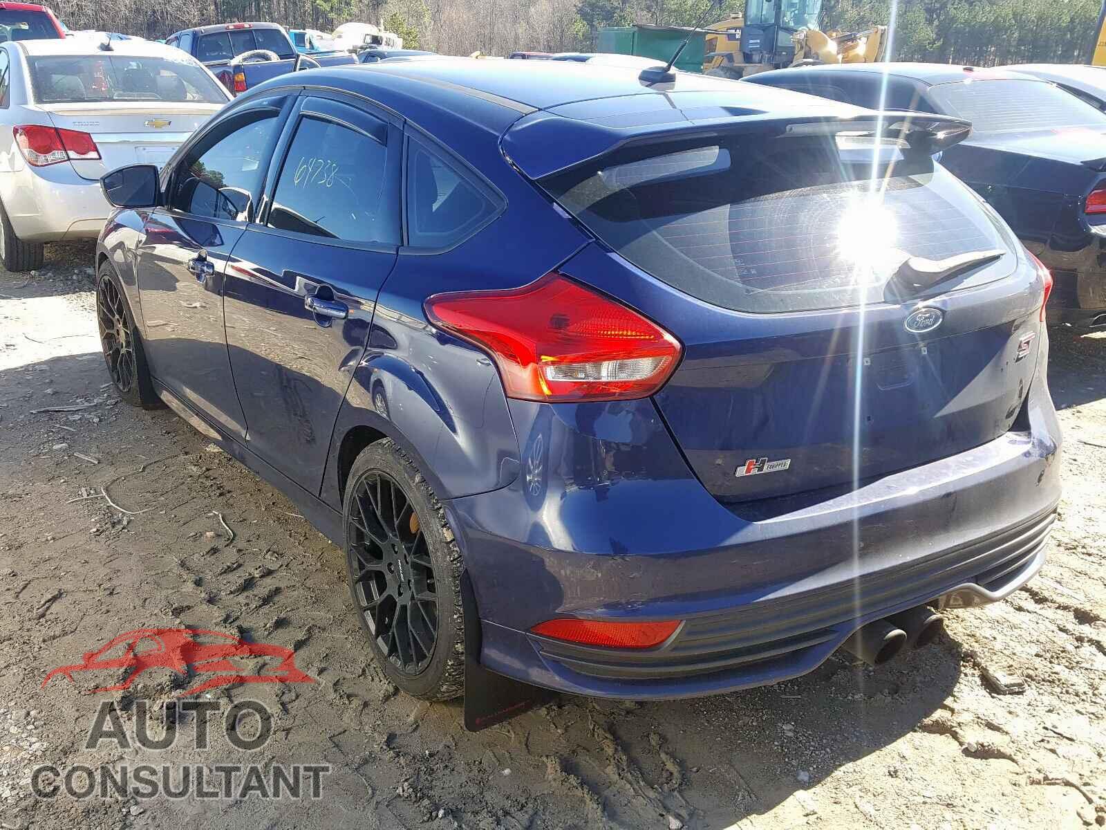 FORD FOCUS 2017 - 1FADP3L9XHL208718