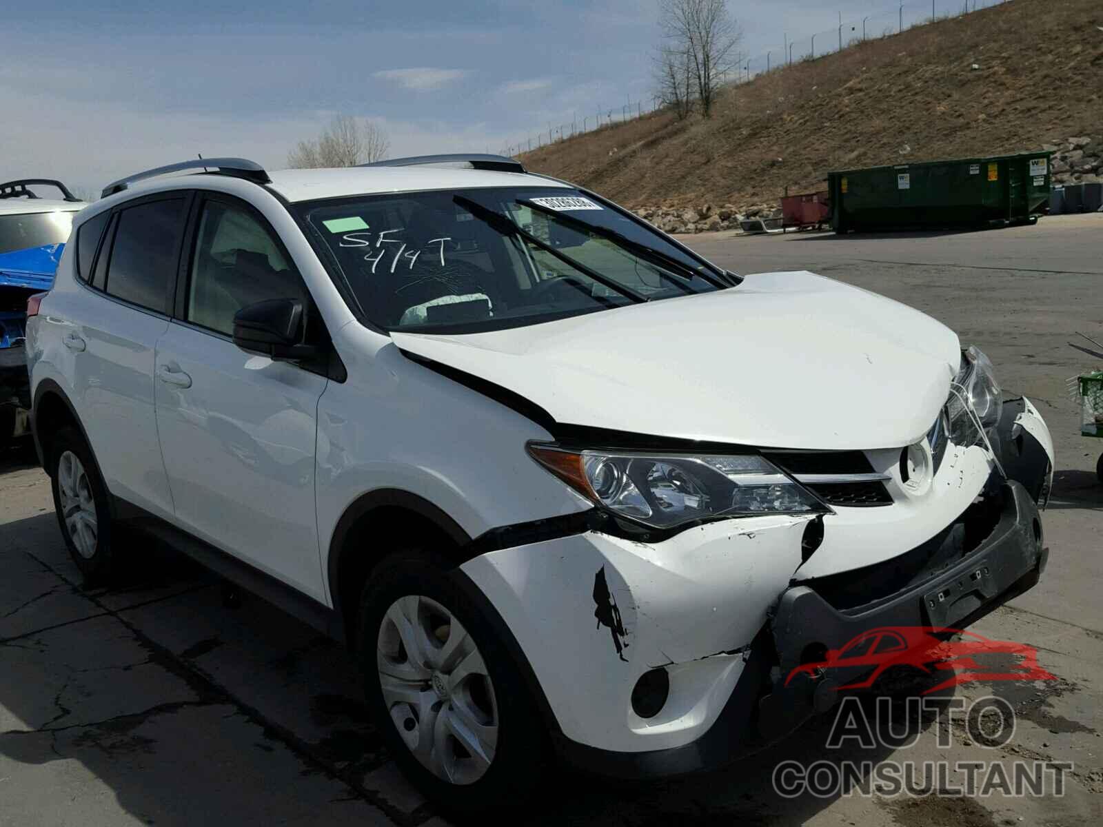 TOYOTA RAV4 2015 - JTMBFREV7FJ027585