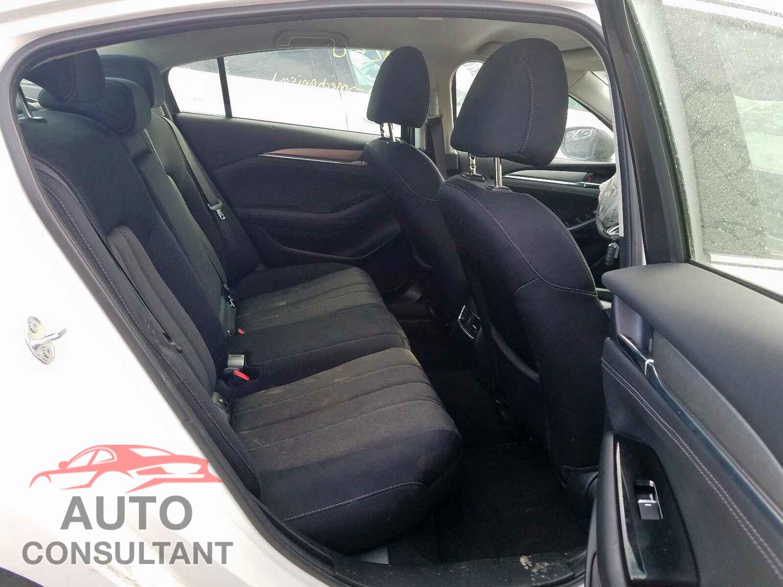 MAZDA 6 2019 - 1VWBA7A39JC007713
