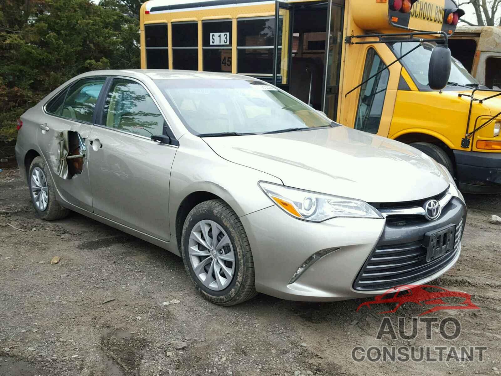 TOYOTA CAMRY 2015 - 4T4BF1FK3FR470841