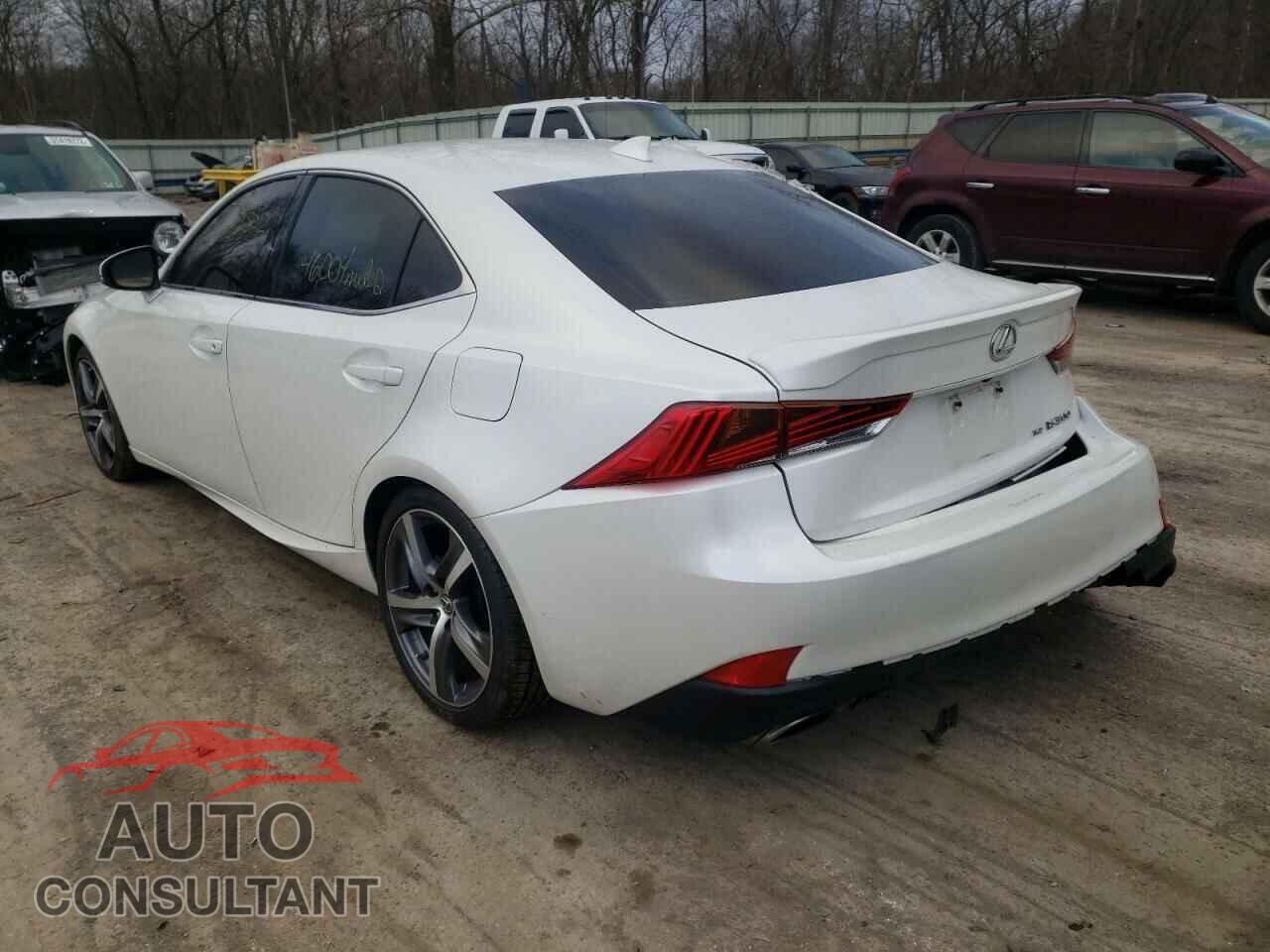 LEXUS IS 2018 - JTHC81D25J5032825
