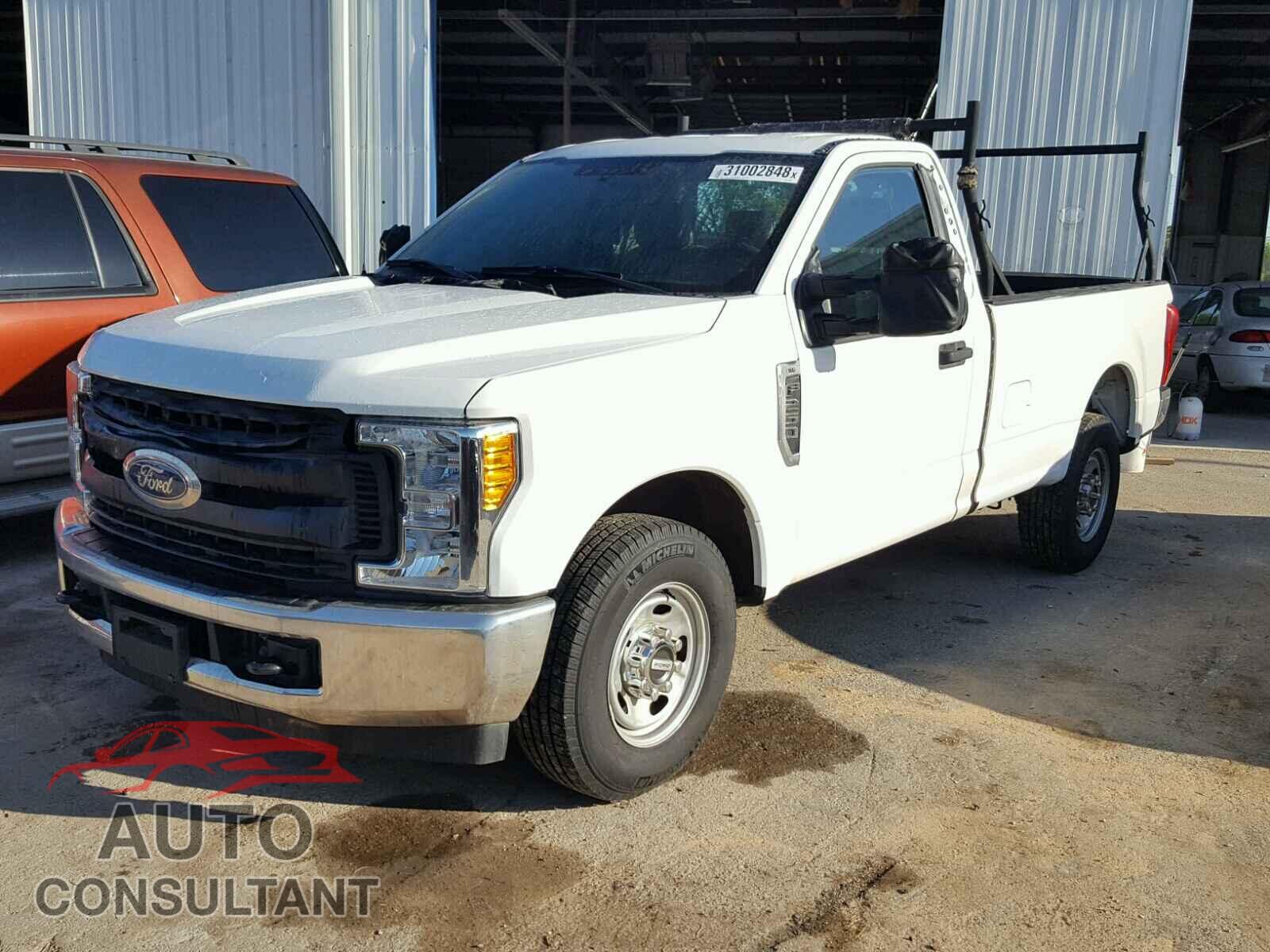 FORD F250 2017 - 1FTBF2A66HEB50943