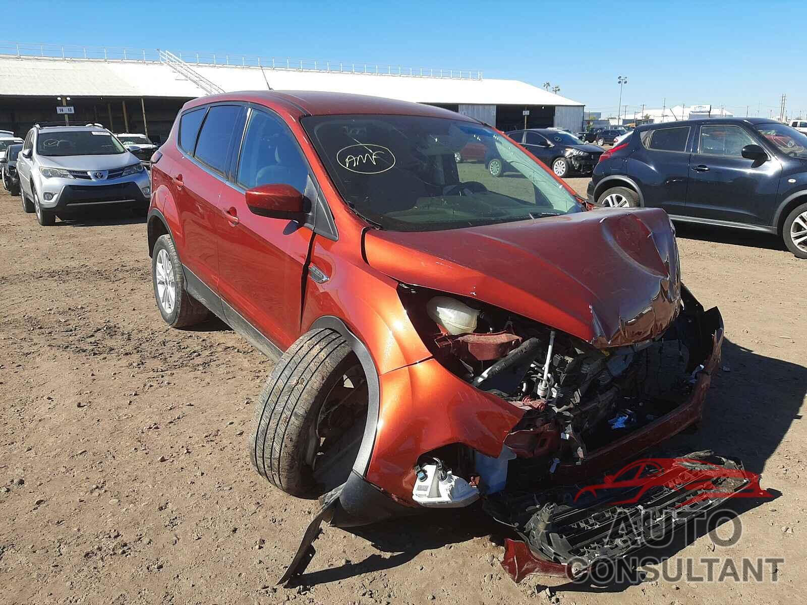 FORD ESCAPE 2019 - 1FMCU9GD8KUC27975
