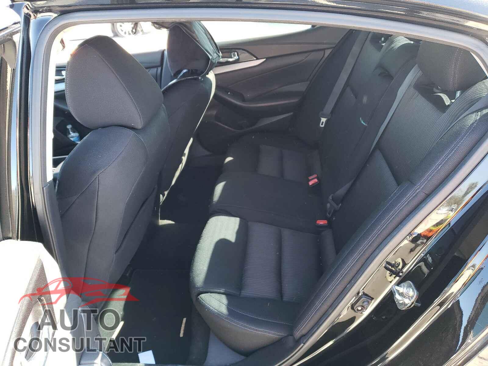 NISSAN MAXIMA 2017 - 1N4AA6AP1HC377047
