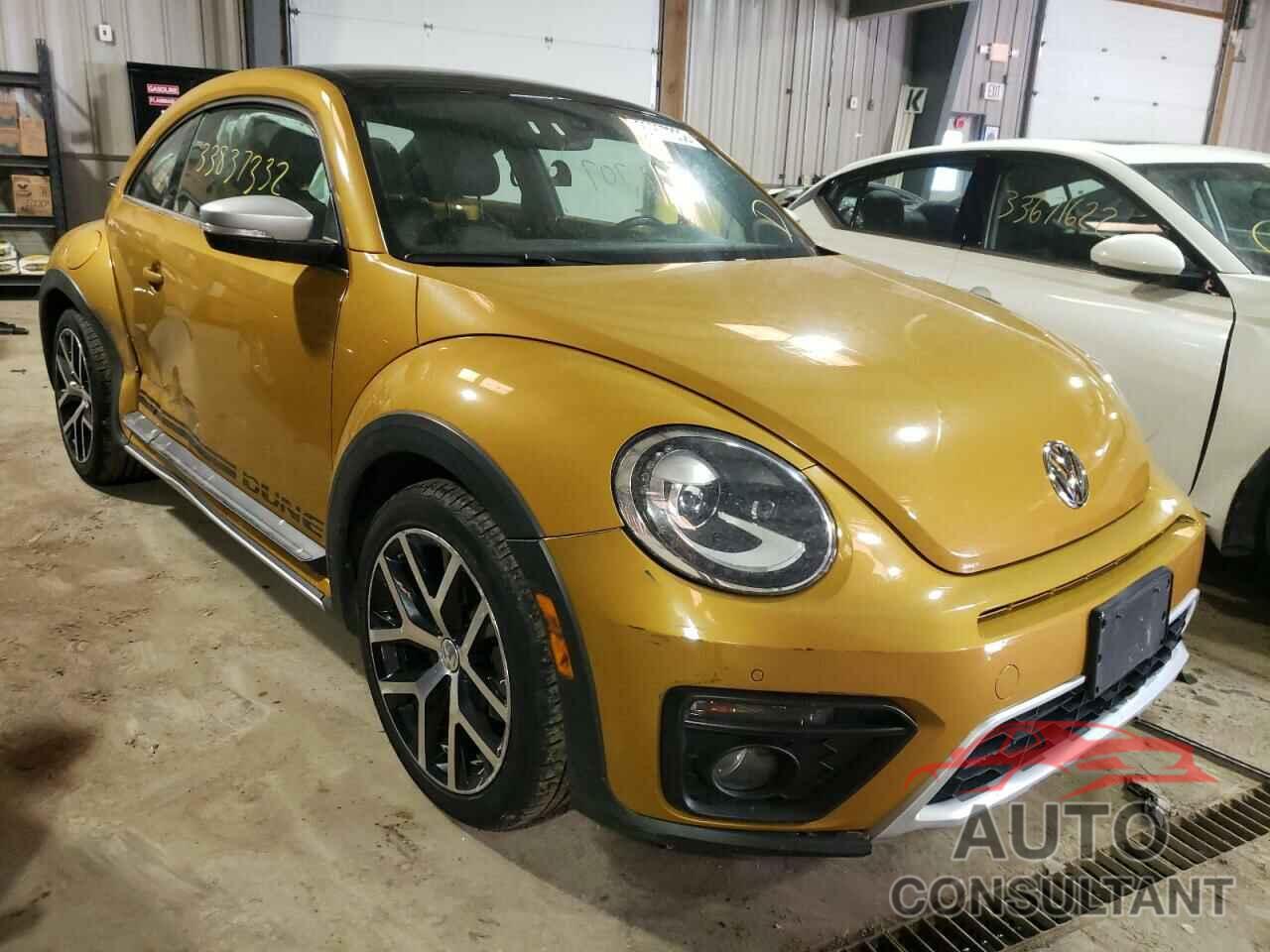 VOLKSWAGEN BEETLE 2018 - 3VWSD7AT8JM708233