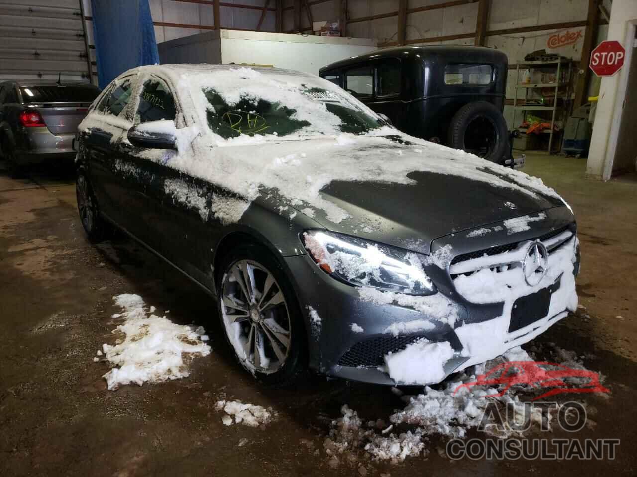 MERCEDES-BENZ C-CLASS 2017 - 55SWF4KB1HU203375
