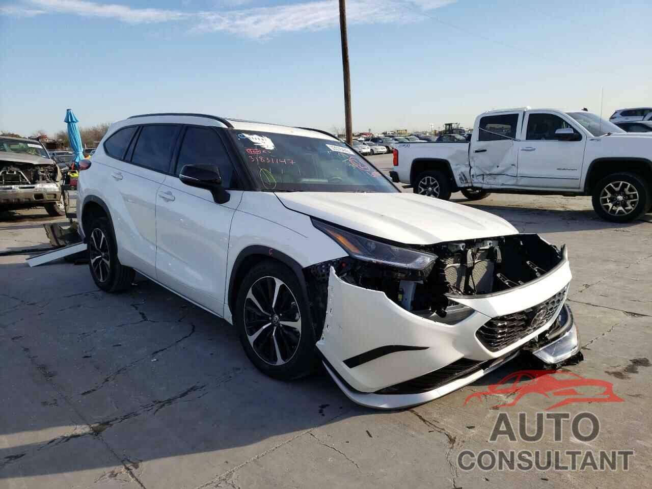TOYOTA HIGHLANDER 2021 - 5TDLZRAH2MS070355
