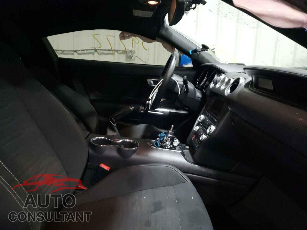 FORD MUSTANG 2017 - 1FA6P8TH7H5203624