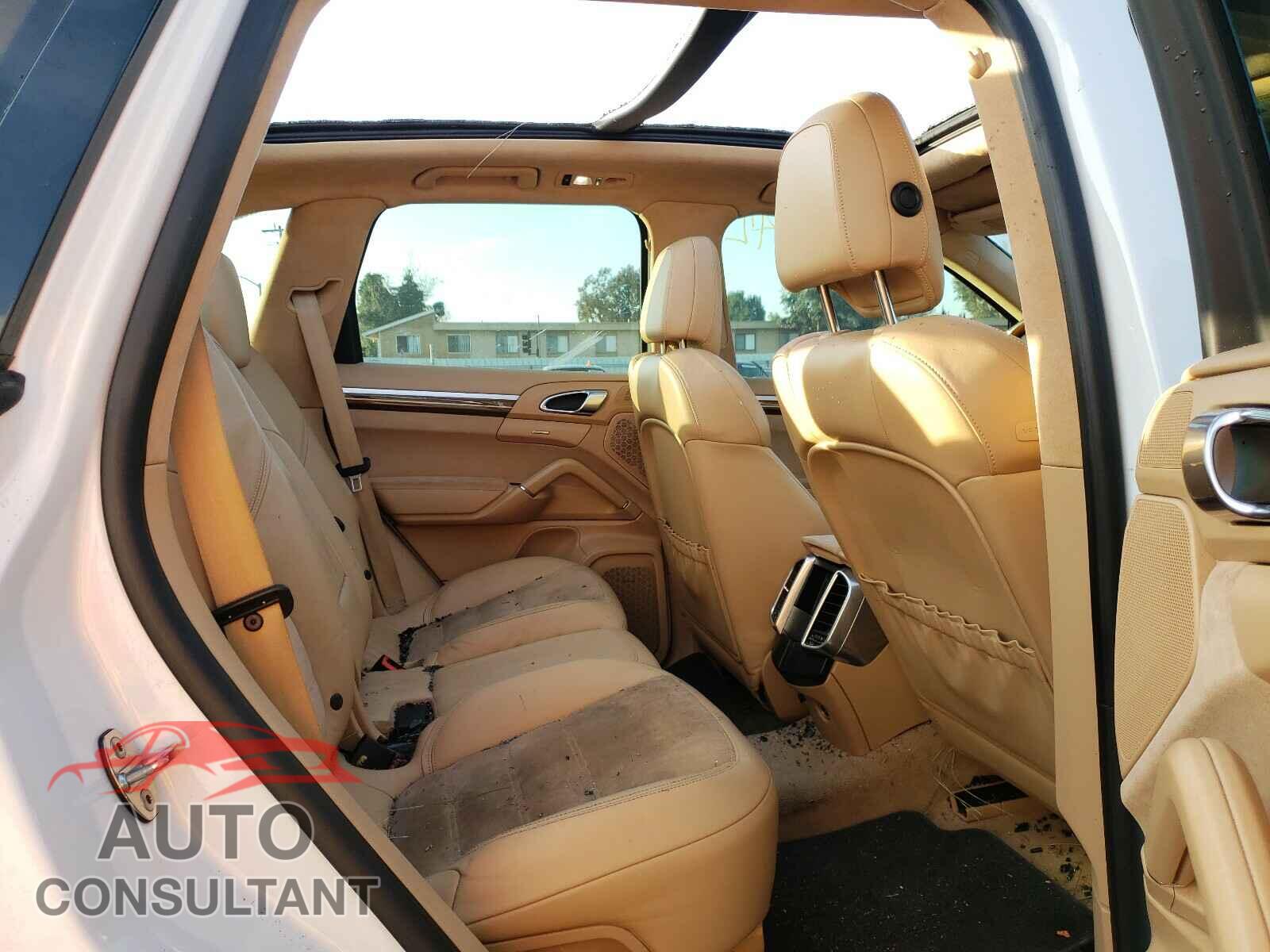PORSCHE CAYENNE 2013 - WP1AD2A28DLA73091