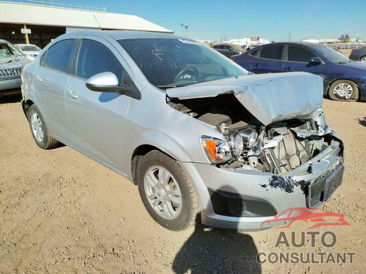 CHEVROLET SONIC 2016 - 1G1JC5SH9G4156061