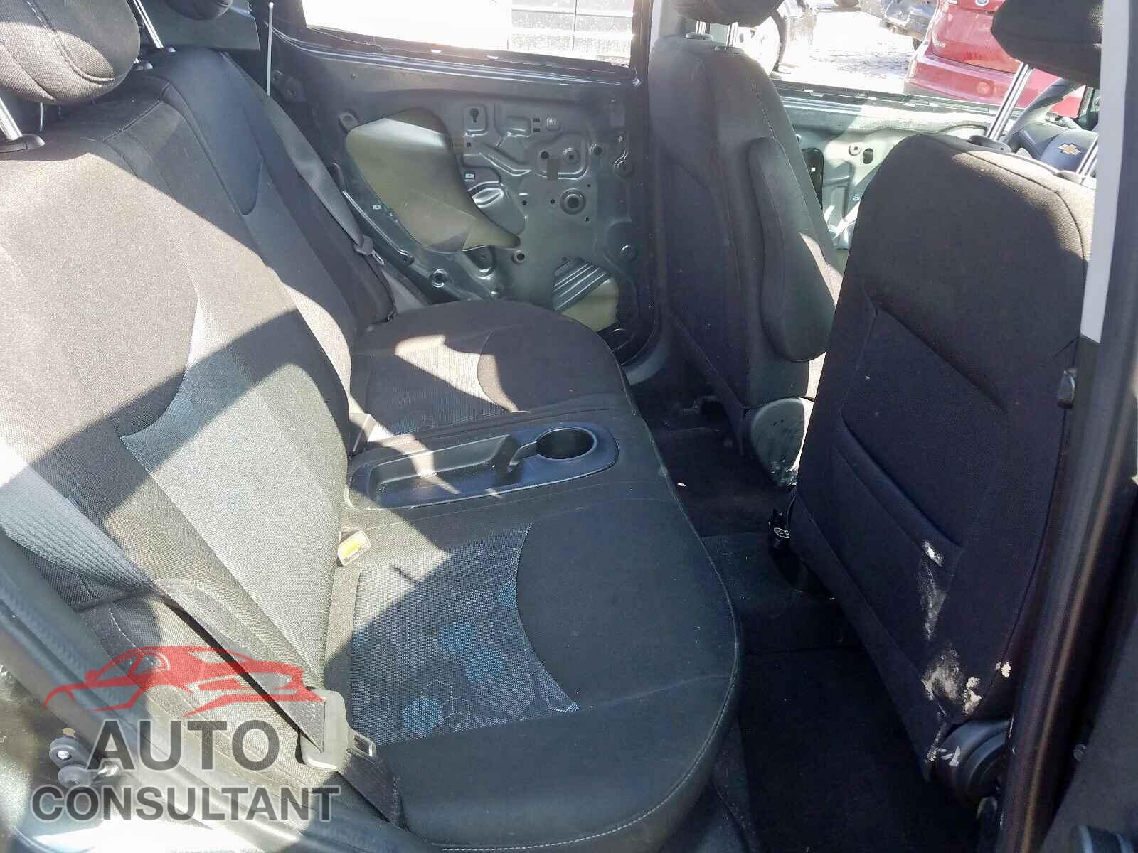 CHEVROLET SPARK 2017 - 2C3CDZFJ3LH147780