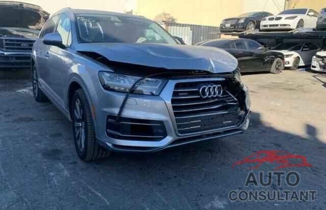 AUDI Q7 2019 - WA1LAAF72KD023256