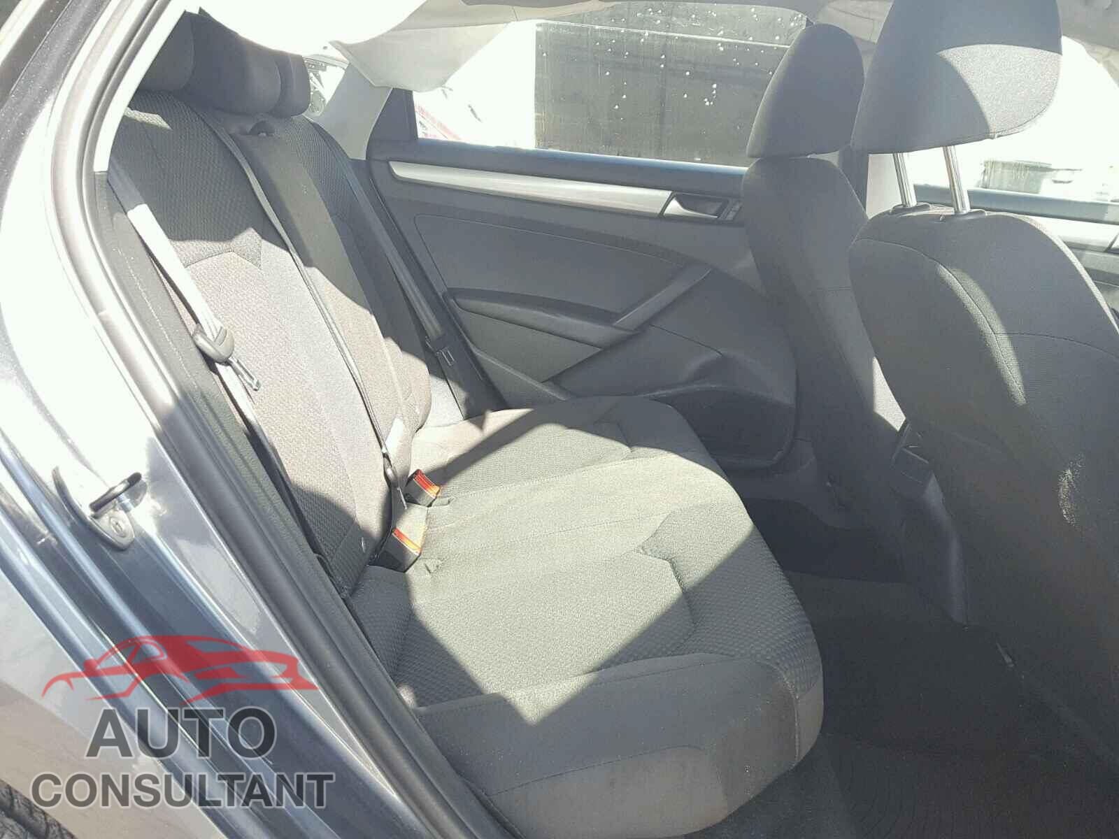 VOLKSWAGEN PASSAT 2014 - 1VWAH7A37EC006881