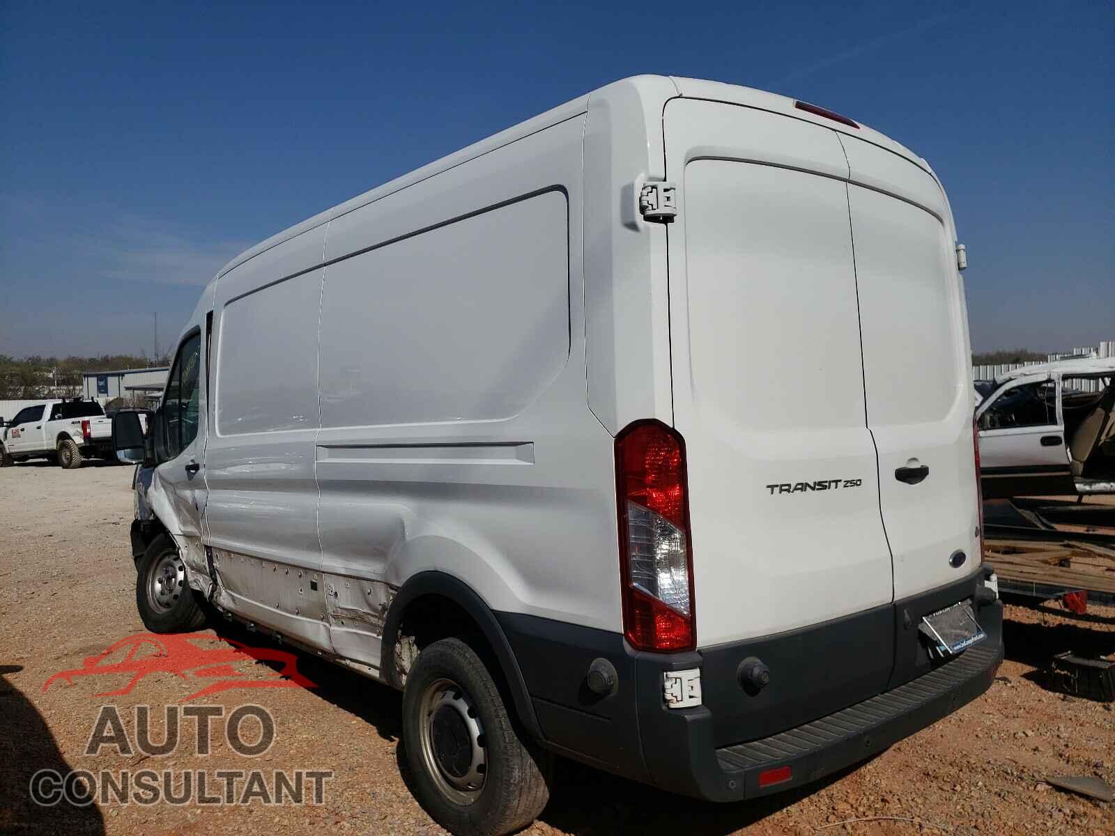 FORD TRANSIT CO 2017 - 1FTYR2CMXHKB53536