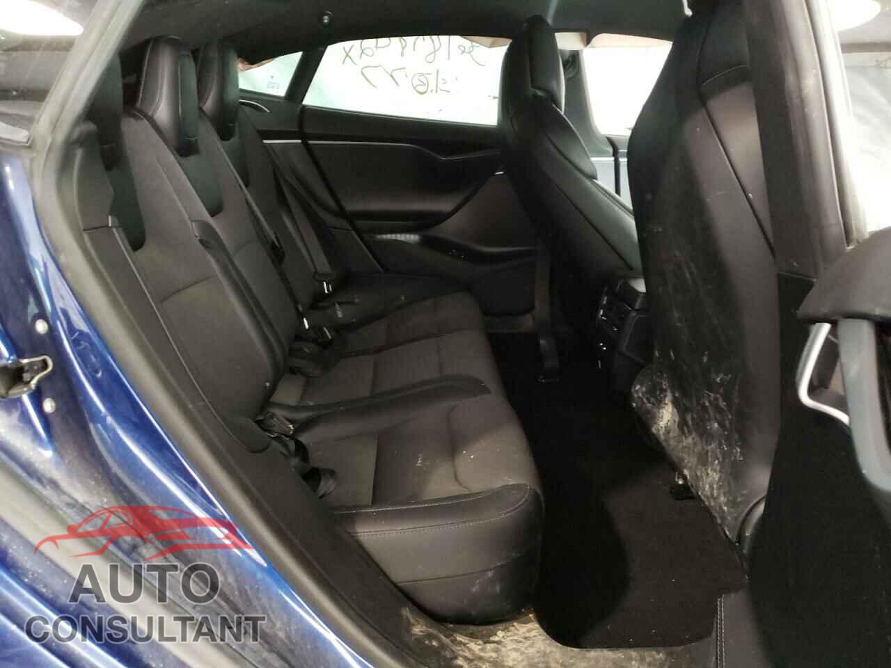 TESLA MODEL S 2018 - 5YJSA1E26JF258564