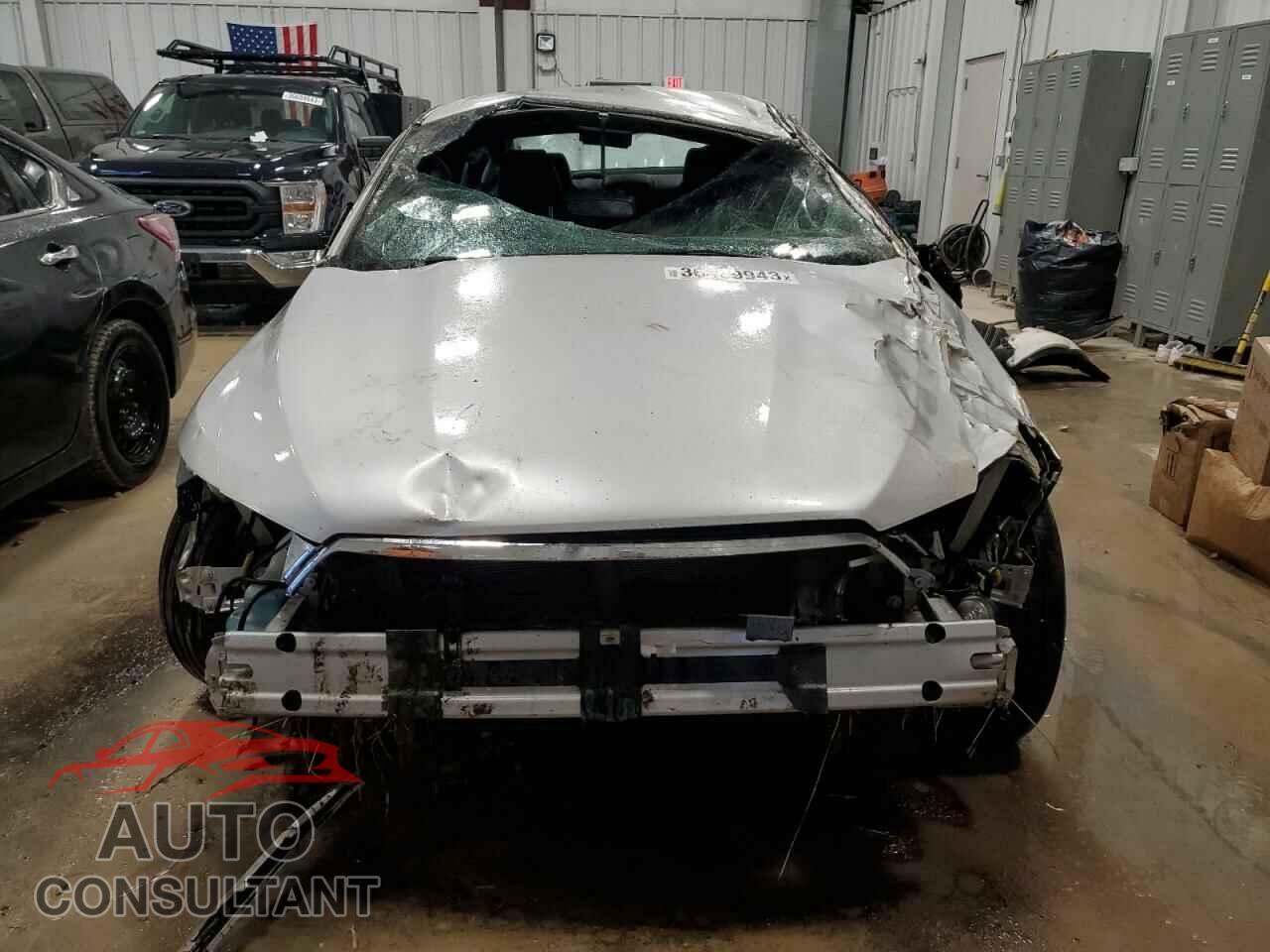 FORD TAURUS 2015 - 1FAHP2E80FG206577
