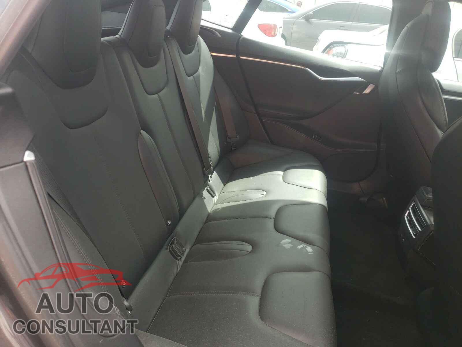 TESLA MODEL S 2017 - 5YJSA1E16HF189649