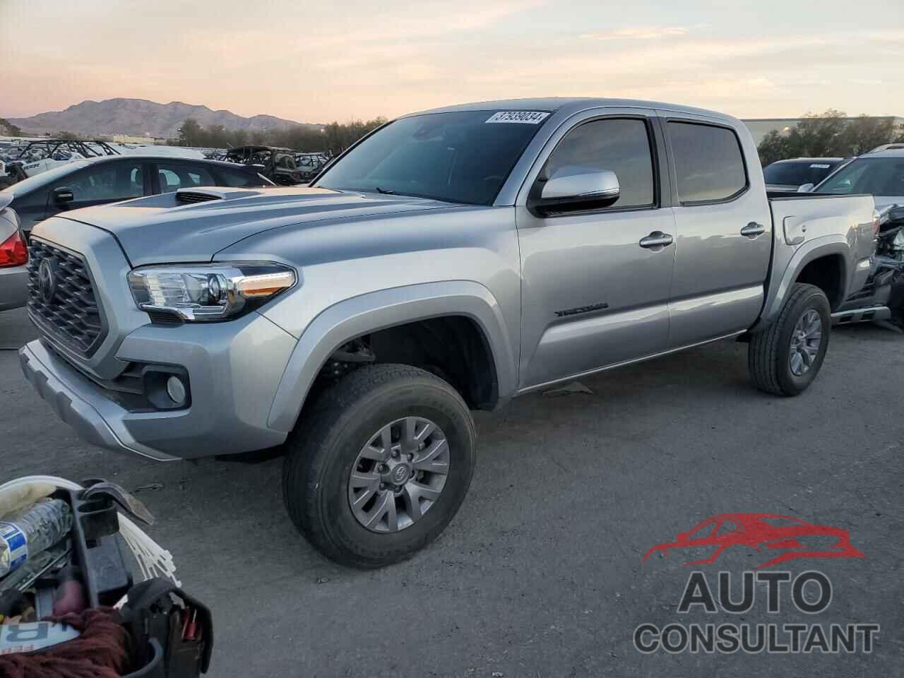 TOYOTA TACOMA 2020 - 5TFCZ5AN8LX220301