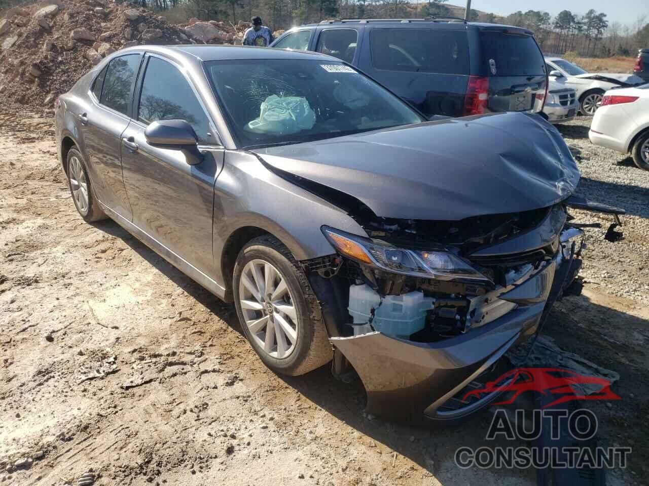 TOYOTA CAMRY 2021 - 4T1C11AK7MU582916