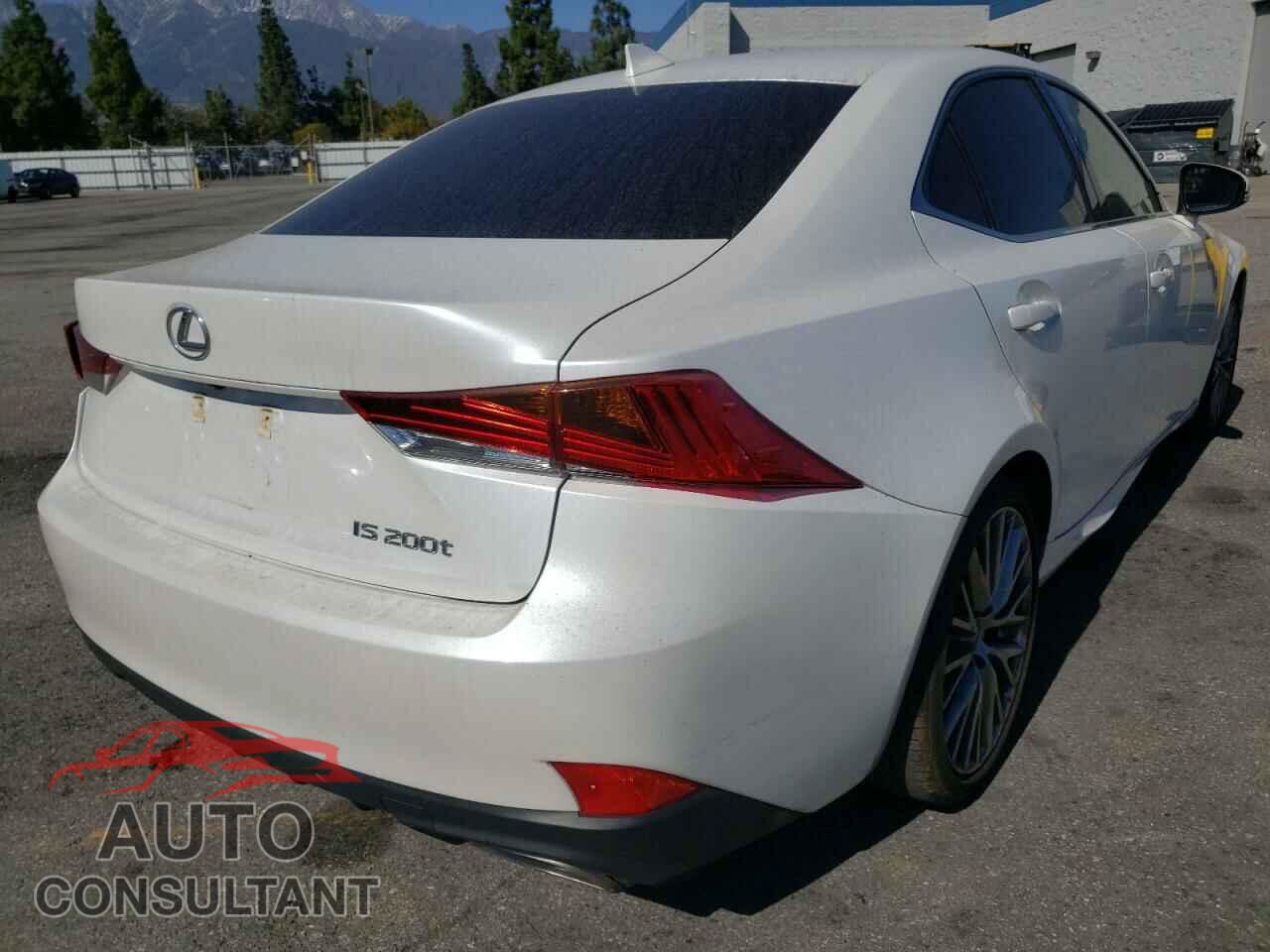 LEXUS IS 2017 - JTHBA1D23H5049276