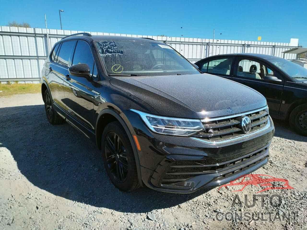 VOLKSWAGEN TIGUAN 2022 - 3VV8B7AX8NM032105