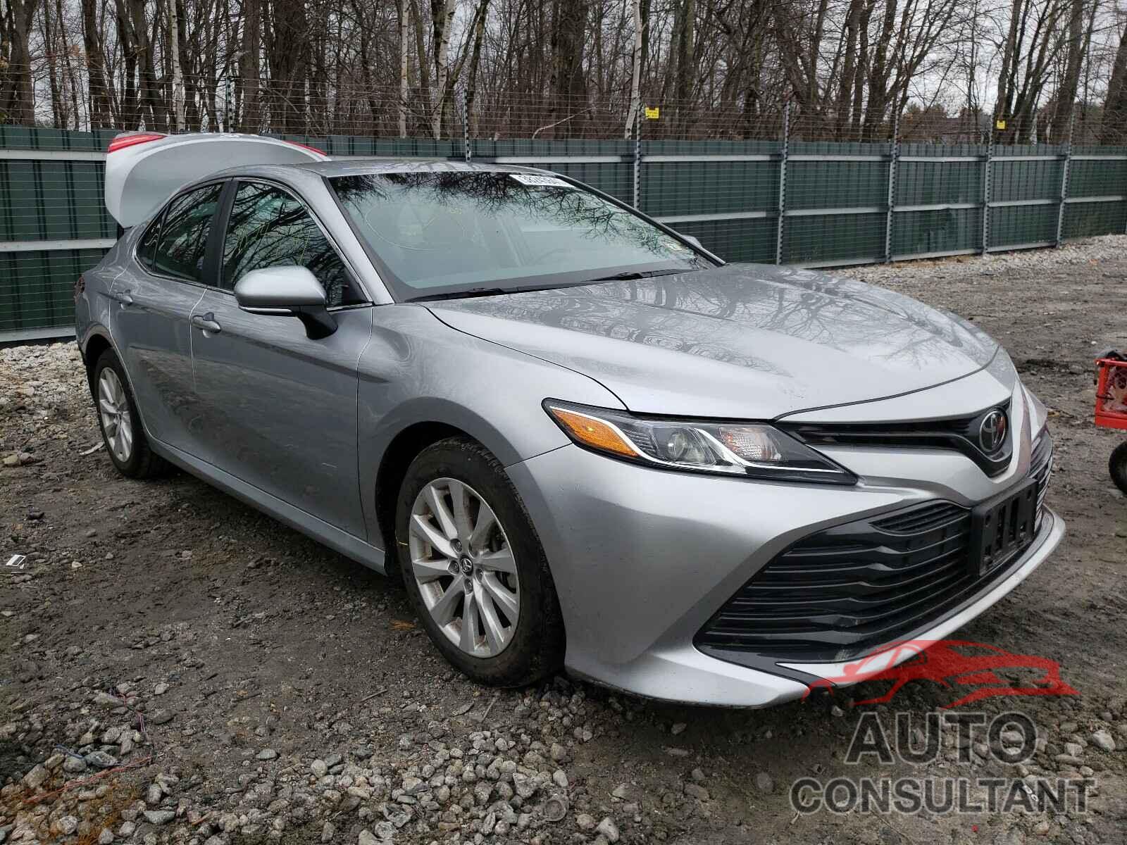 TOYOTA CAMRY 2018 - 4T1B11HK5JU065711