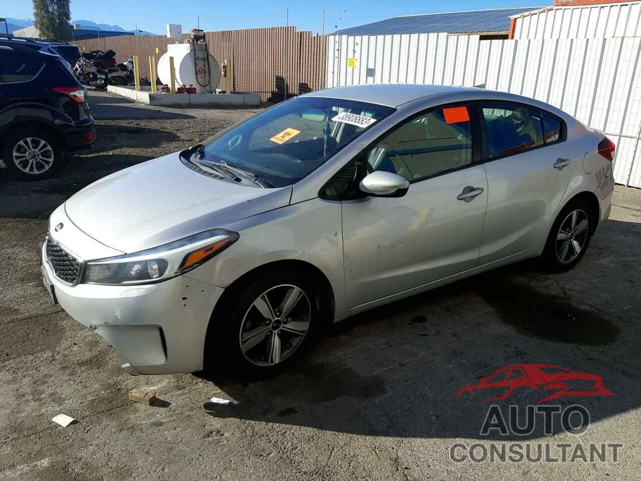 KIA FORTE 2018 - 3KPFL4A74JE172657