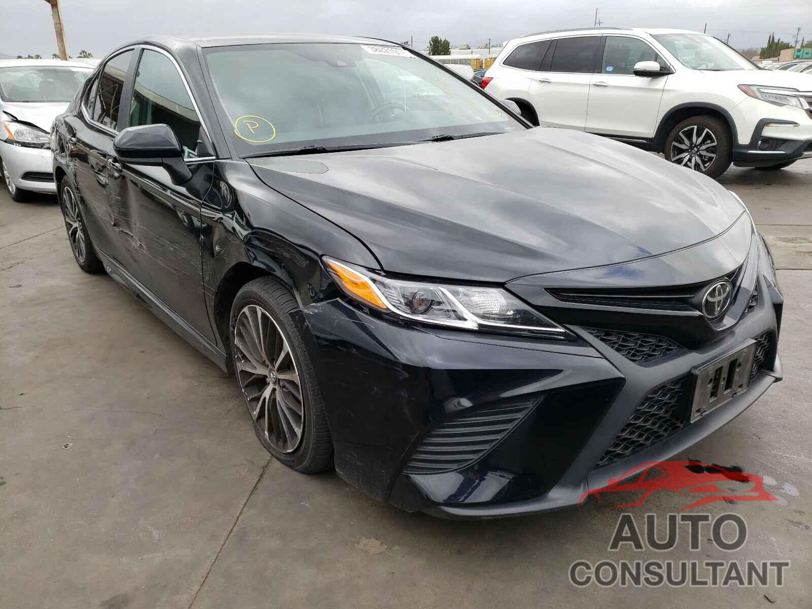 TOYOTA CAMRY 2019 - 4T1B11HK1KU181733