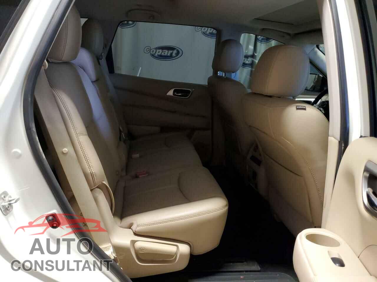NISSAN PATHFINDER 2017 - 5N1DR2MM2HC633573