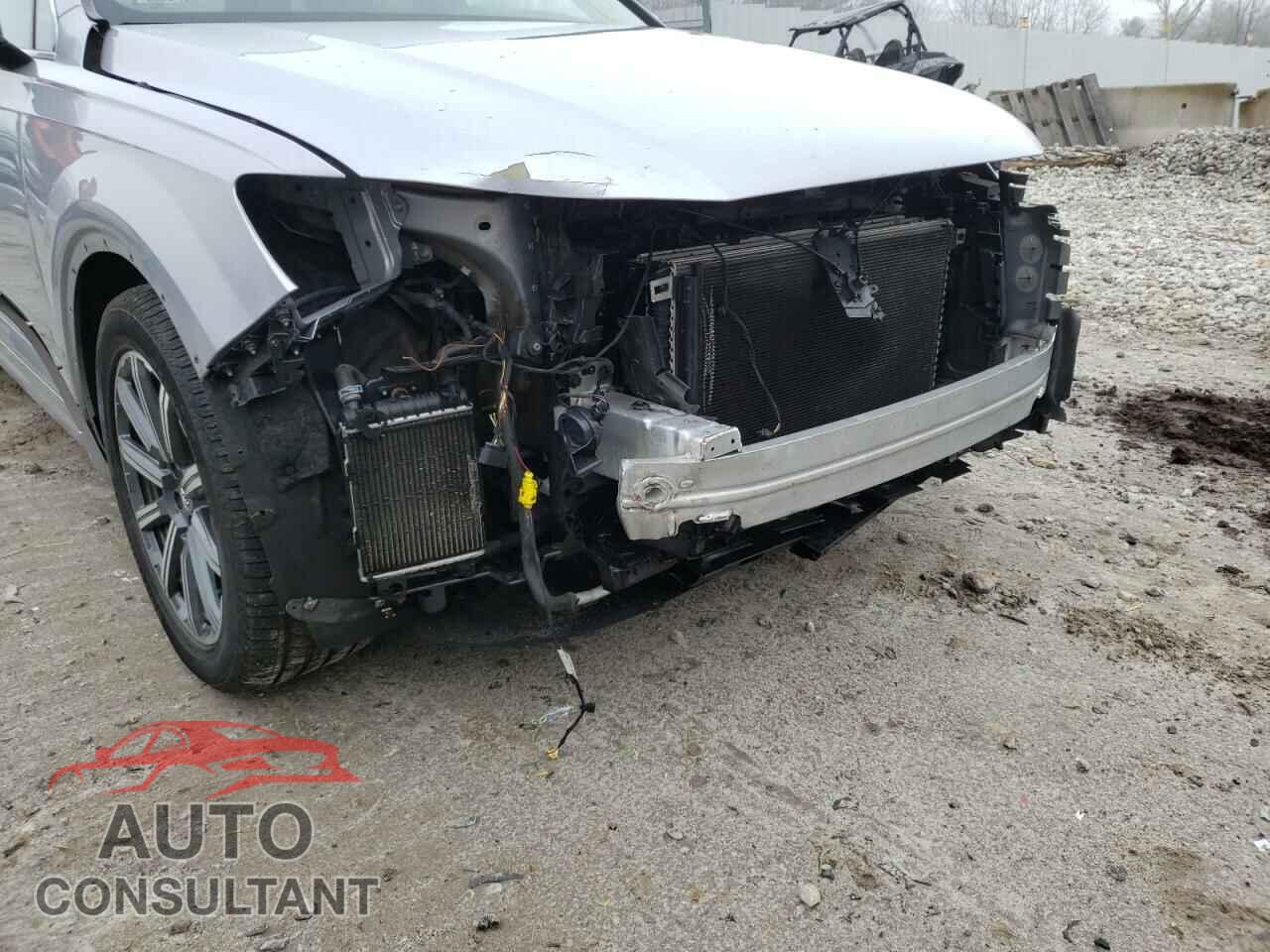 AUDI Q7 2017 - WA1VABF74HD017045