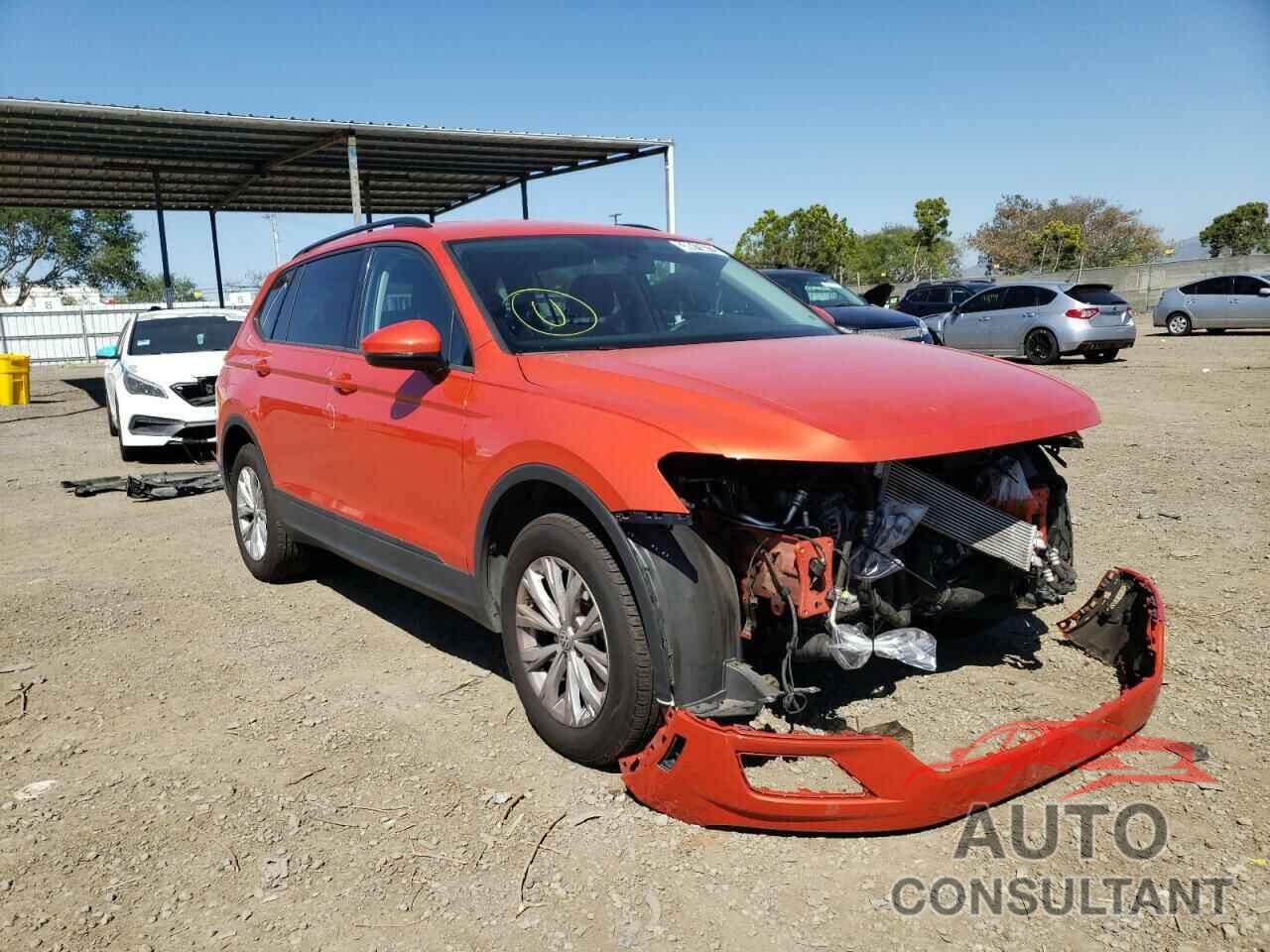 VOLKSWAGEN TIGUAN 2019 - 3VV1B7AX5KM135480